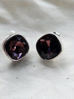 Post Earrings